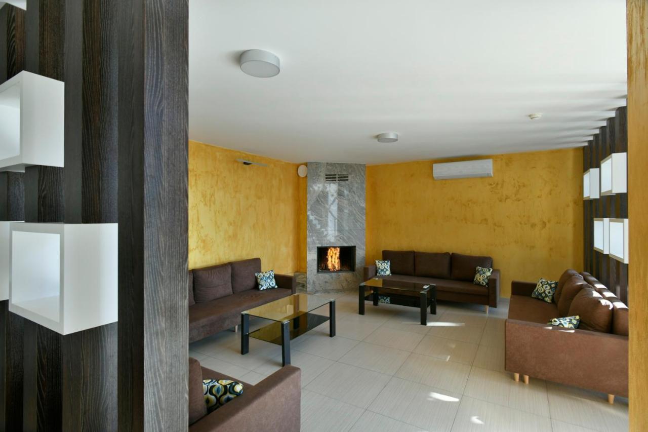 River View Apartments Hotel Bratislava Bagian luar foto