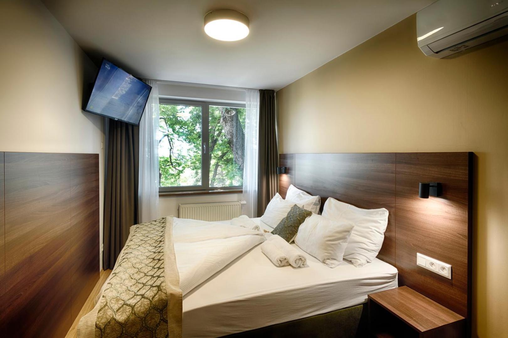 River View Apartments Hotel Bratislava Bagian luar foto